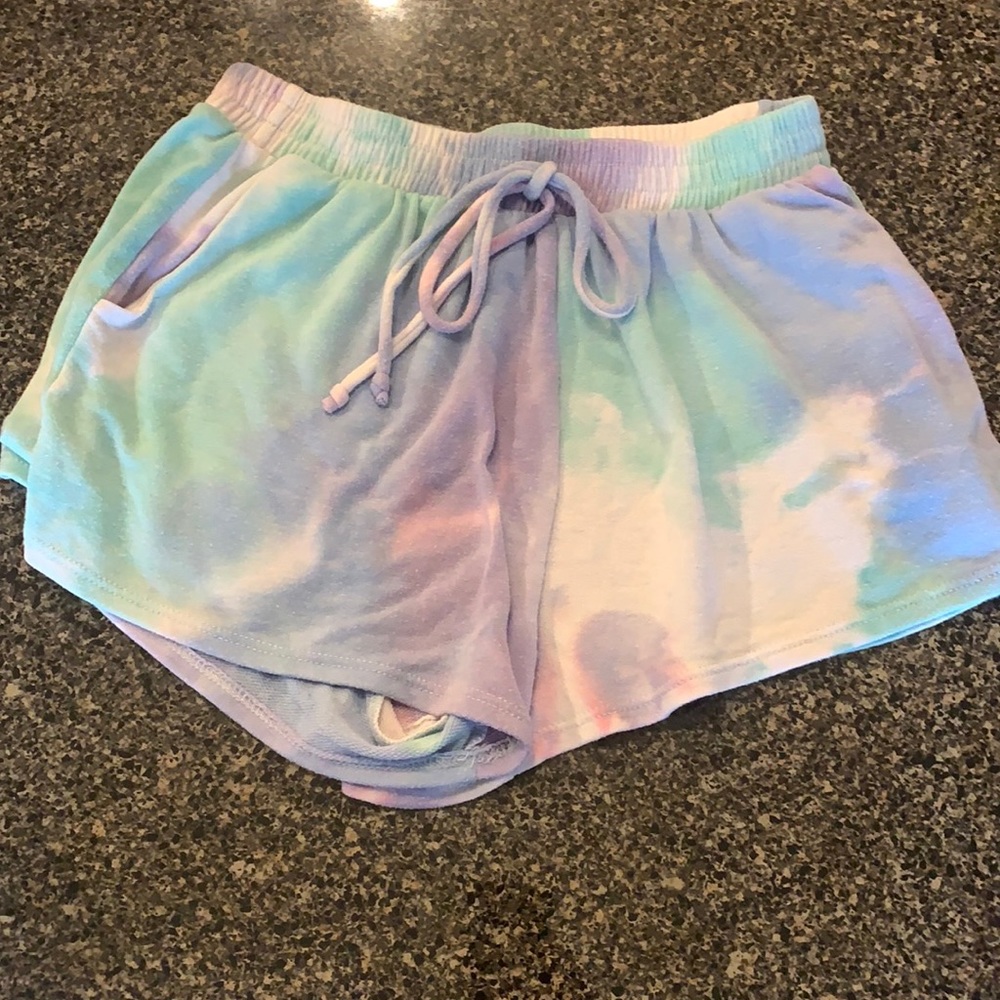 Mozelle’s boutique women’s shorts